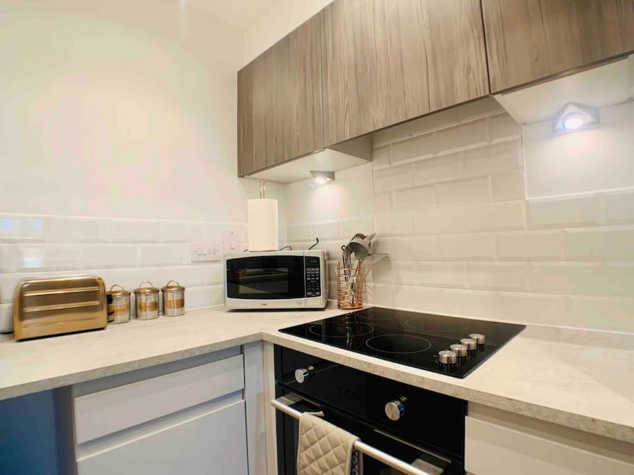 Lovely Central Bournemouth Flat 10 Minute To Beach Apartment ภายนอก รูปภาพ
